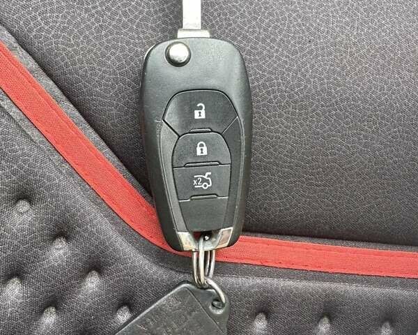 Равон R4, объемом двигателя 1.5 л и пробегом 102 тыс. км за 7000 $, фото 8 на Automoto.ua