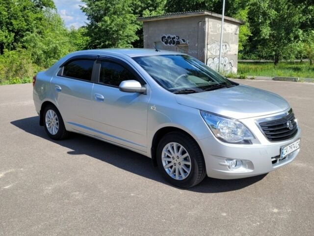 Сірий Равон R4, об'ємом двигуна 1.49 л та пробігом 120 тис. км за 7900 $, фото 2 на Automoto.ua