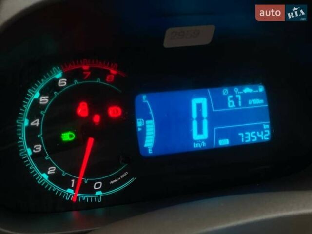 Сірий Равон R4, об'ємом двигуна 1.49 л та пробігом 73 тис. км за 6800 $, фото 10 на Automoto.ua