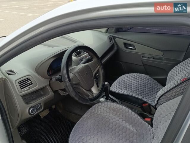 Сірий Равон R4, об'ємом двигуна 1.49 л та пробігом 185 тис. км за 6700 $, фото 10 на Automoto.ua