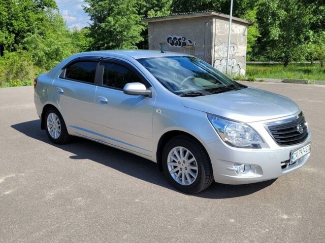 Сірий Равон R4, об'ємом двигуна 1.49 л та пробігом 120 тис. км за 7900 $, фото 2 на Automoto.ua