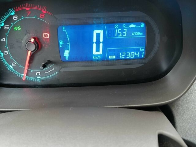 Серый Равон R4, объемом двигателя 1.5 л и пробегом 123 тыс. км за 6800 $, фото 2 на Automoto.ua