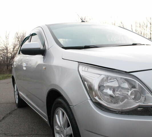 Сірий Равон R4, об'ємом двигуна 1.49 л та пробігом 121 тис. км за 7000 $, фото 8 на Automoto.ua