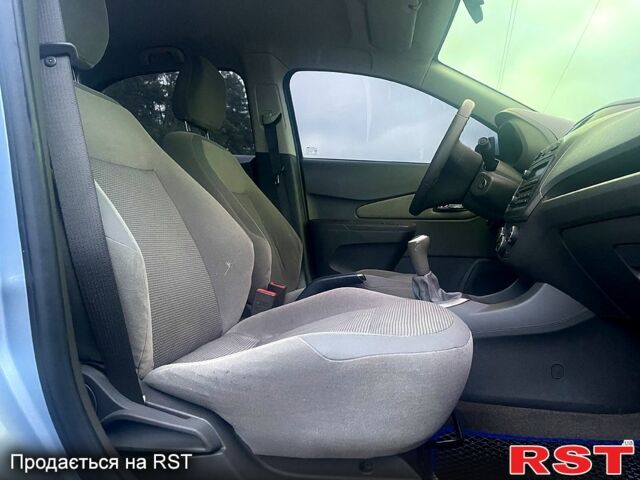 Сірий Равон R4, об'ємом двигуна 1.5 л та пробігом 137 тис. км за 5600 $, фото 6 на Automoto.ua