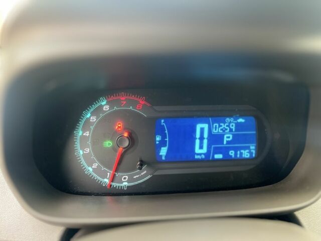 Сірий Равон R4, об'ємом двигуна 1.5 л та пробігом 100 тис. км за 6200 $, фото 9 на Automoto.ua