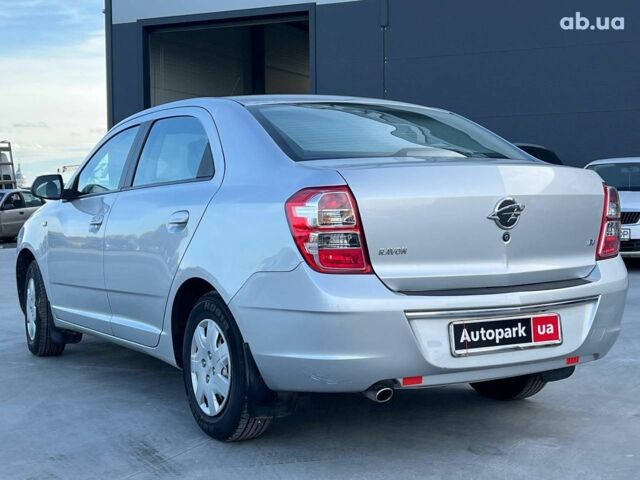 Сірий Равон R4, об'ємом двигуна 1.5 л та пробігом 129 тис. км за 6390 $, фото 5 на Automoto.ua