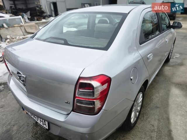 Сірий Равон R4, об'ємом двигуна 1.49 л та пробігом 214 тис. км за 5000 $, фото 5 на Automoto.ua