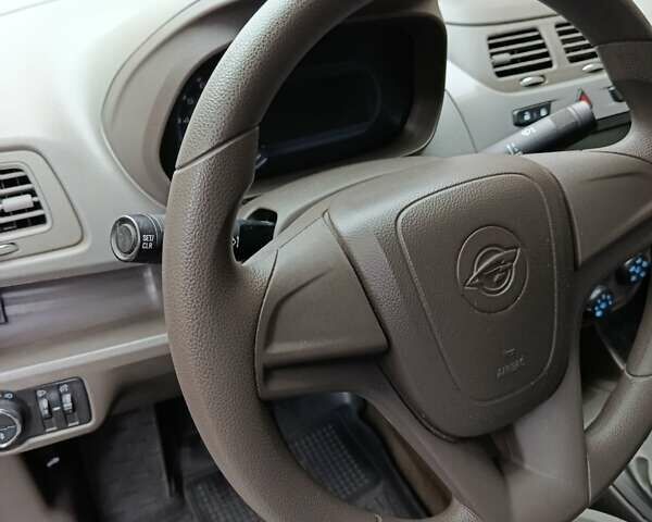 Сірий Равон R4, об'ємом двигуна 1.49 л та пробігом 123 тис. км за 6800 $, фото 3 на Automoto.ua