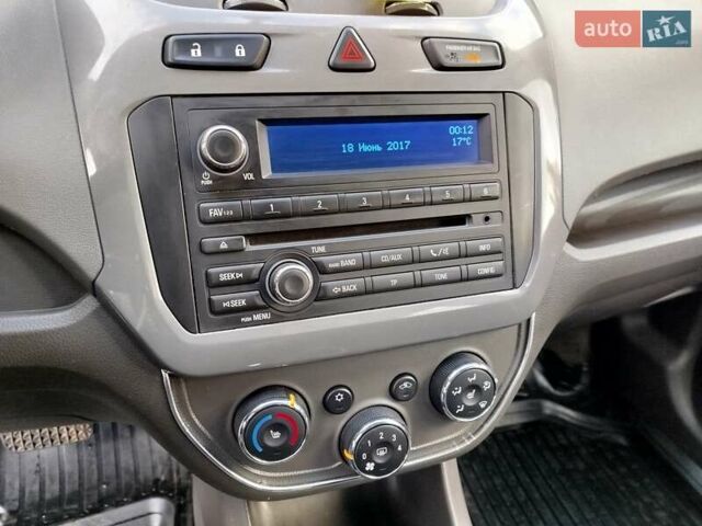 Равон R4 2017 в Львове на Automoto.ua Серый Равон R4, объемом двигателя 1.49 л и пробегом 129 тыс. км за 5950 $, фото 7 на Automoto.ua