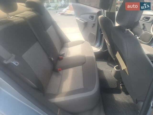 Сірий Равон R4, об'ємом двигуна 1.49 л та пробігом 130 тис. км за 5777 $, фото 2 на Automoto.ua