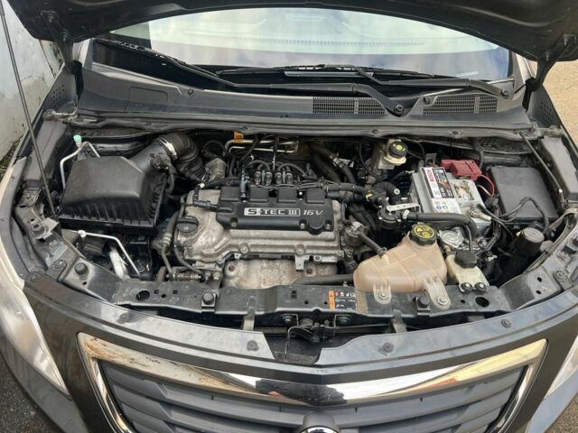 Сірий Равон R4, об'ємом двигуна 1.5 л та пробігом 100 тис. км за 6200 $, фото 11 на Automoto.ua