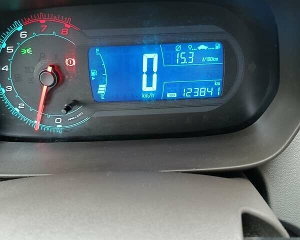 Сірий Равон R4, об'ємом двигуна 1.49 л та пробігом 123 тис. км за 6800 $, фото 5 на Automoto.ua