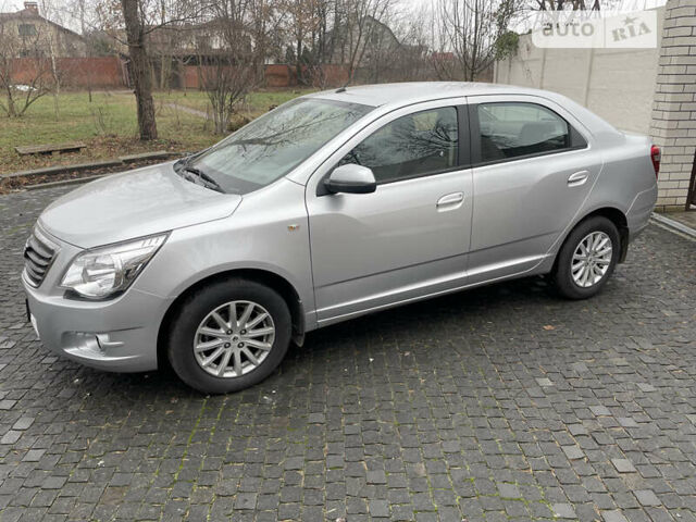 Сірий Равон R4, об'ємом двигуна 1.49 л та пробігом 20 тис. км за 8800 $, фото 2 на Automoto.ua