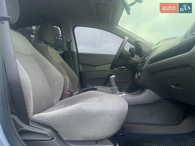 Сірий Равон R4, об'ємом двигуна 1.49 л та пробігом 137 тис. км за 5600 $, фото 13 на Automoto.ua