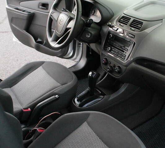 Сірий Равон R4, об'ємом двигуна 1.49 л та пробігом 121 тис. км за 7000 $, фото 21 на Automoto.ua