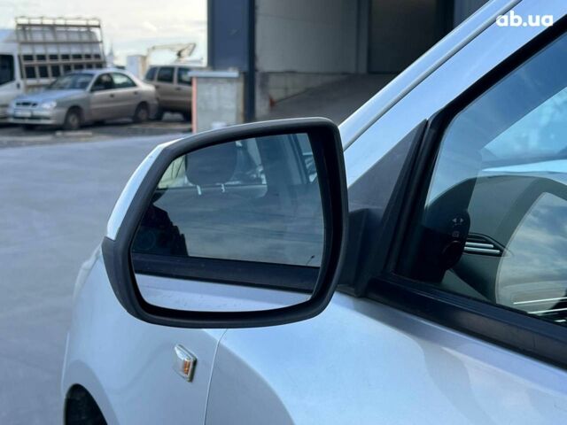 Сірий Равон R4, об'ємом двигуна 1.5 л та пробігом 129 тис. км за 6390 $, фото 13 на Automoto.ua