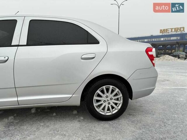 Серый Равон R4, объемом двигателя 1.49 л и пробегом 222 тыс. км за 5630 $, фото 9 на Automoto.ua