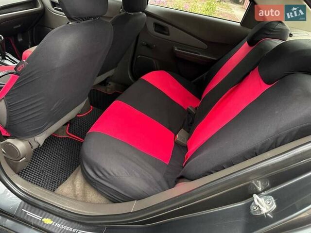 Серый Равон R4, объемом двигателя 1.49 л и пробегом 93 тыс. км за 7500 $, фото 3 на Automoto.ua