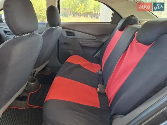 Сірий Равон R4, об'ємом двигуна 1.5 л та пробігом 93 тис. км за 8700 $, фото 18 на Automoto.ua