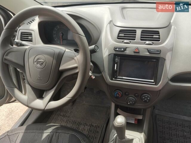 Сірий Равон R4, об'ємом двигуна 1.49 л та пробігом 58 тис. км за 7300 $, фото 10 на Automoto.ua