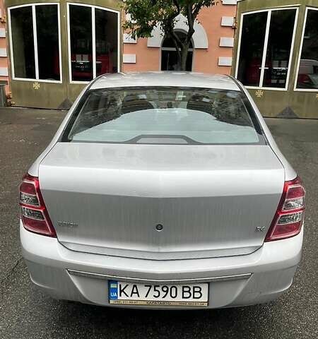 Сірий Равон R4, об'ємом двигуна 1.49 л та пробігом 12 тис. км за 7600 $, фото 4 на Automoto.ua