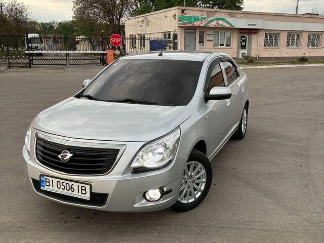 Серый Равон R4, объемом двигателя 1.5 л и пробегом 56 тыс. км за 999999 $, фото 1 на Automoto.ua