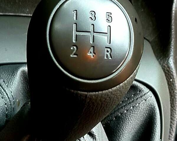 Сірий Равон R4, об'ємом двигуна 1.5 л та пробігом 63 тис. км за 7000 $, фото 2 на Automoto.ua