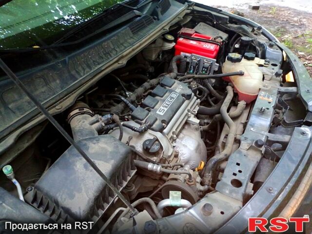 Серый Равон R4, объемом двигателя 1.5 л и пробегом 95 тыс. км за 7500 $, фото 8 на Automoto.ua