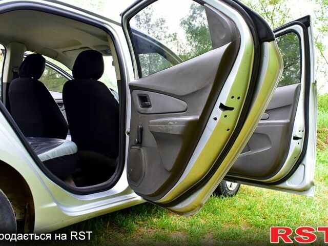 Серый Равон R4, объемом двигателя 1.5 л и пробегом 132 тыс. км за 5200 $, фото 10 на Automoto.ua