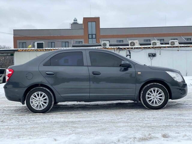 Сірий Равон R4, об'ємом двигуна 1.5 л та пробігом 104 тис. км за 8490 $, фото 3 на Automoto.ua