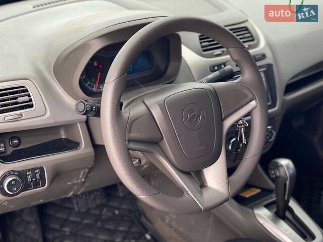 Сірий Равон R4, об'ємом двигуна 1.49 л та пробігом 104 тис. км за 8490 $, фото 19 на Automoto.ua