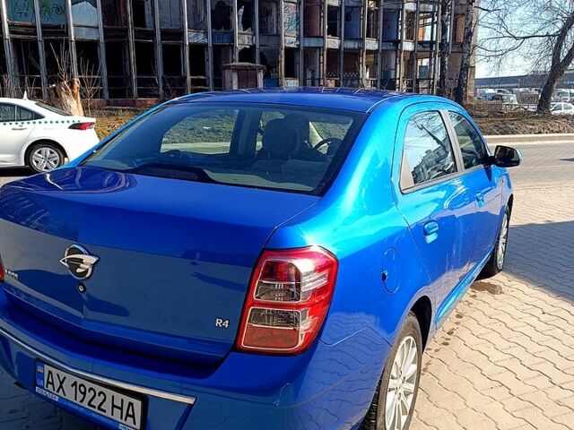 Синій Равон R4, об'ємом двигуна 1.5 л та пробігом 220 тис. км за 9000 $, фото 3 на Automoto.ua