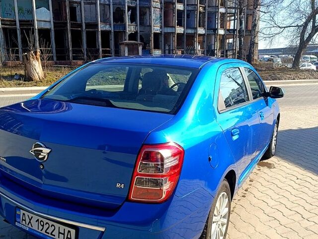 Синій Равон R4, об'ємом двигуна 1.5 л та пробігом 220 тис. км за 9000 $, фото 2 на Automoto.ua