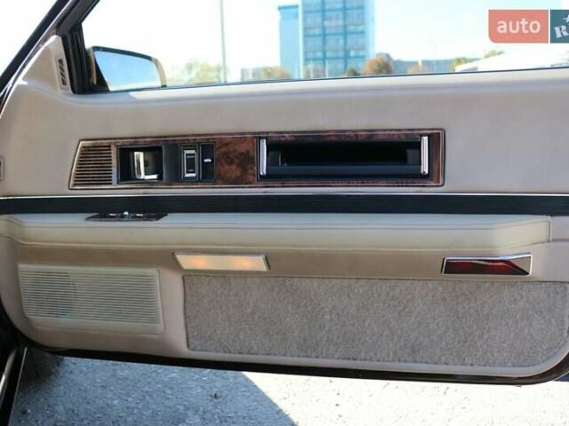 Коричневый Ретро автомобили Класичні, объемом двигателя 3.8 л и пробегом 180 тыс. км за 30000 $, фото 37 на Automoto.ua