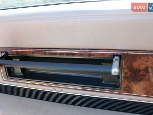 Коричневый Ретро автомобили Класичні, объемом двигателя 3.8 л и пробегом 180 тыс. км за 30000 $, фото 35 на Automoto.ua