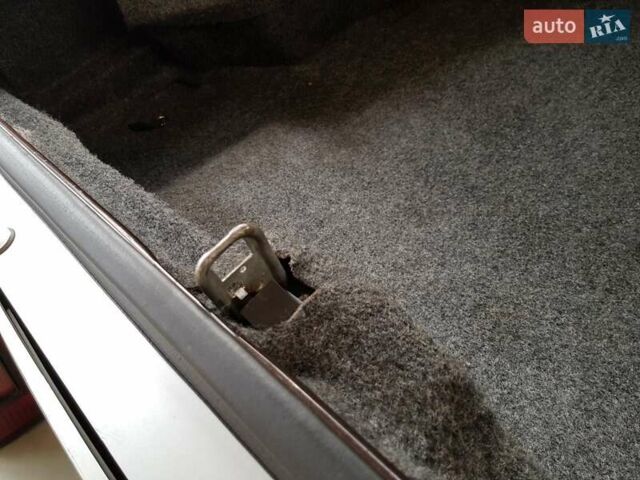 Коричневый Ретро автомобили Класичні, объемом двигателя 3.8 л и пробегом 180 тыс. км за 30000 $, фото 14 на Automoto.ua