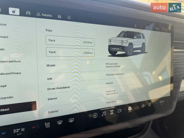 Белый Rivian R1S, объемом двигателя 0 л и пробегом 3 тыс. км за 75000 $, фото 15 на Automoto.ua