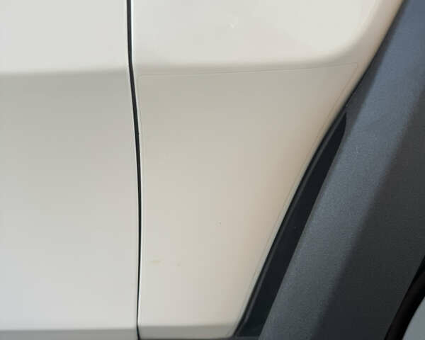 Белый Rivian R1S, объемом двигателя 0 л и пробегом 3 тыс. км за 75000 $, фото 5 на Automoto.ua