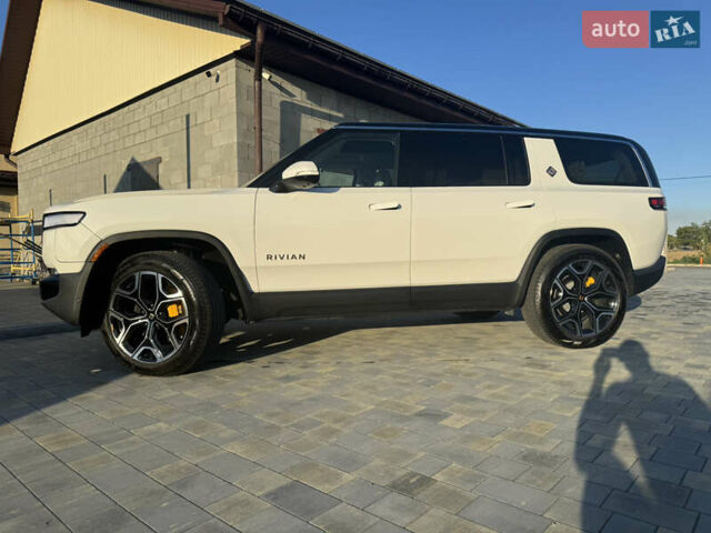Белый Rivian R1S, объемом двигателя 0 л и пробегом 3 тыс. км за 75000 $, фото 34 на Automoto.ua