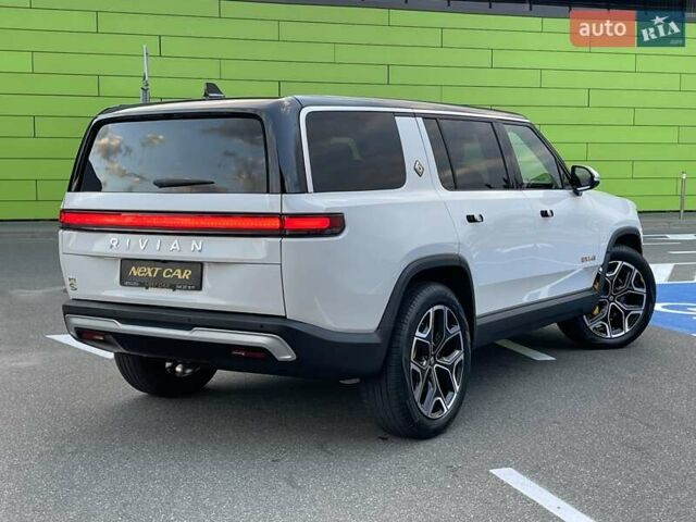 Белый Rivian R1S, объемом двигателя 0 л и пробегом 23 тыс. км за 48500 $, фото 7 на Automoto.ua