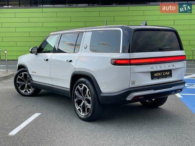 Белый Rivian R1S, объемом двигателя 0 л и пробегом 23 тыс. км за 48500 $, фото 11 на Automoto.ua