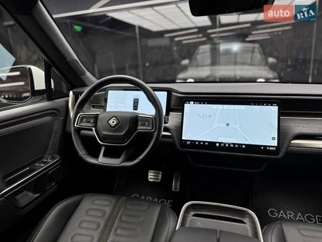 Белый Rivian R1S, объемом двигателя 0 л и пробегом 21 тыс. км за 44900 $, фото 43 на Automoto.ua