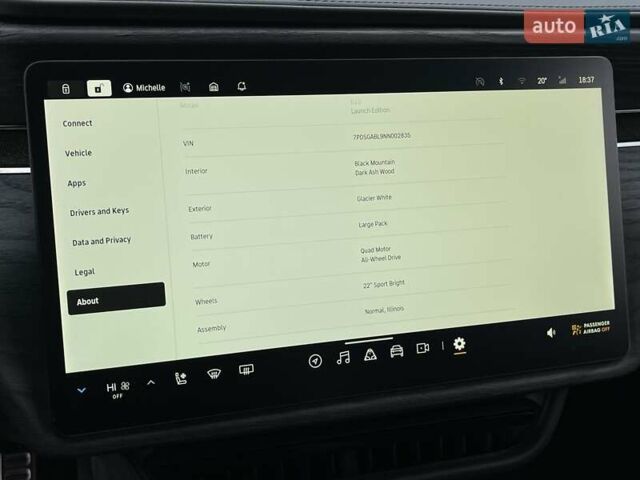 Белый Rivian R1S, объемом двигателя 0 л и пробегом 23 тыс. км за 48500 $, фото 38 на Automoto.ua