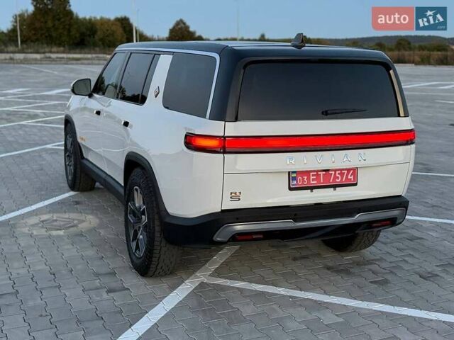 Белый Rivian R1S, объемом двигателя 0 л и пробегом 19 тыс. км за 47777 $, фото 43 на Automoto.ua
