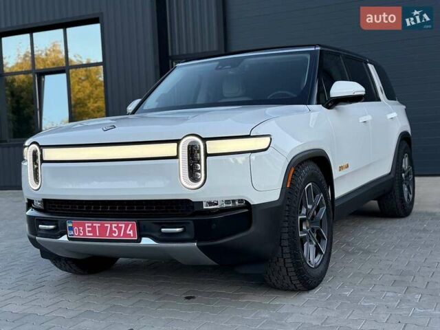 Белый Rivian R1S, объемом двигателя 0 л и пробегом 19 тыс. км за 47777 $, фото 35 на Automoto.ua