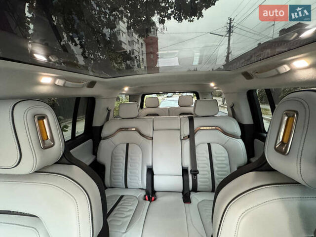 Белый Rivian R1S, объемом двигателя 0 л и пробегом 21 тыс. км за 55000 $, фото 14 на Automoto.ua