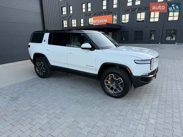 Белый Rivian R1S, объемом двигателя 0 л и пробегом 19 тыс. км за 47777 $, фото 75 на Automoto.ua