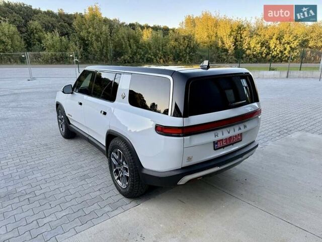 Белый Rivian R1S, объемом двигателя 0 л и пробегом 19 тыс. км за 47777 $, фото 20 на Automoto.ua
