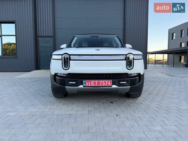 Белый Rivian R1S, объемом двигателя 0 л и пробегом 19 тыс. км за 47777 $, фото 47 на Automoto.ua