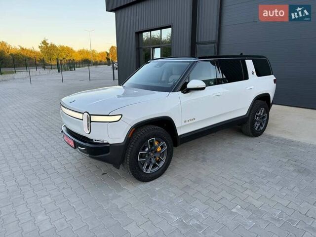Белый Rivian R1S, объемом двигателя 0 л и пробегом 19 тыс. км за 47777 $, фото 68 на Automoto.ua